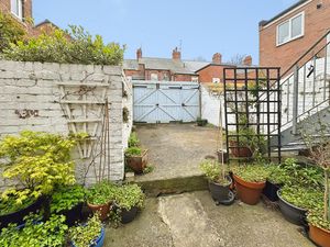 Photo 5- click for photo gallery